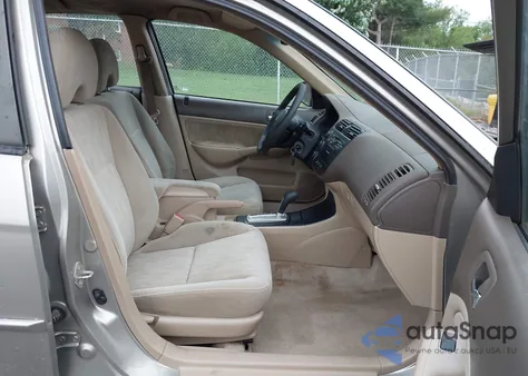 2004 Honda Civic Lx from USA, damaged, VIN 2HGES16534H535772